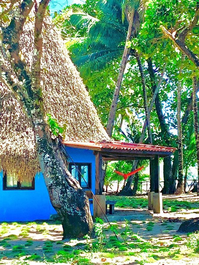 Hotel Oasis & Surf Camp Санта-Каталіна Екстер'єр фото