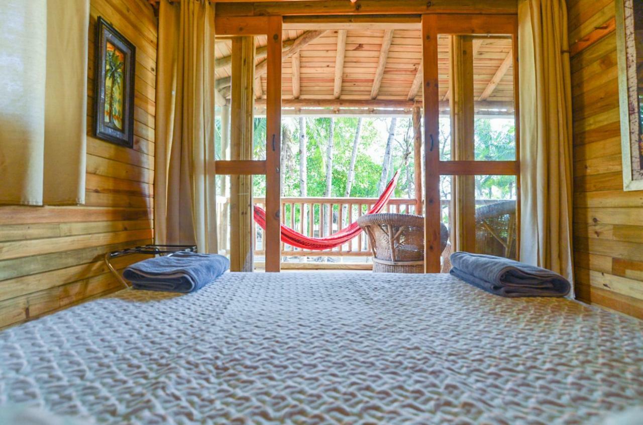 Hotel Oasis & Surf Camp Санта-Каталіна Екстер'єр фото